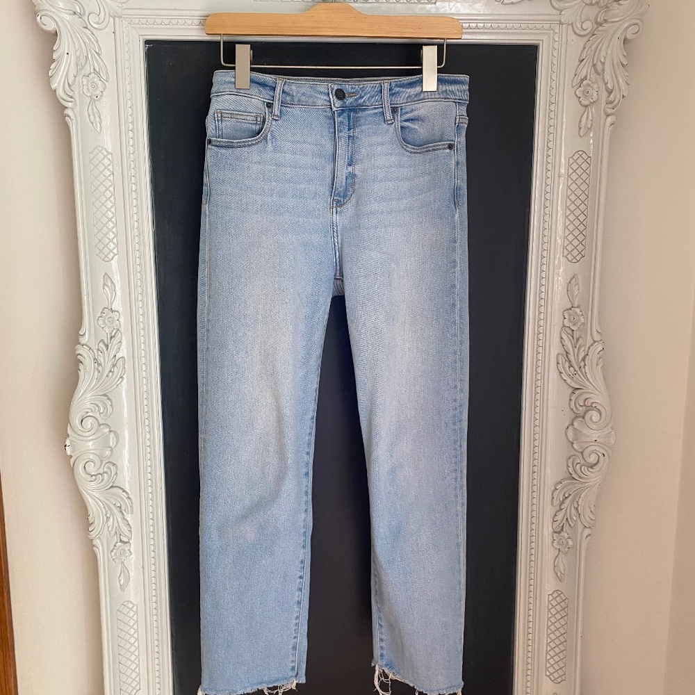 Carly Jean LA Classic Chrissy Straight Leg Denim size 3